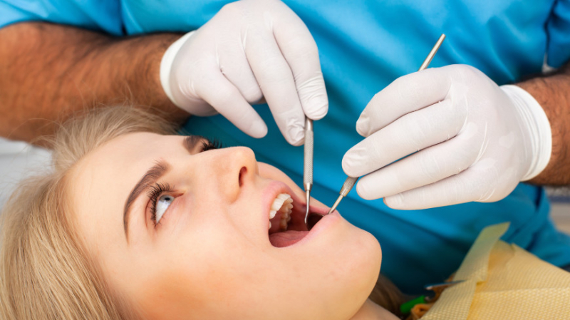 Стоматолог развеял мифы о зубах мудрости