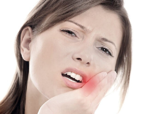 Стоматолог Отхозория рассказал, почему зуб болит, а кариеса нет