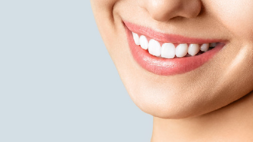 Стоматолог Золотницкий объяснил, как стресс влияет на здоровье зубов